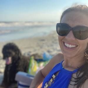 Meet your Posher, Courtney